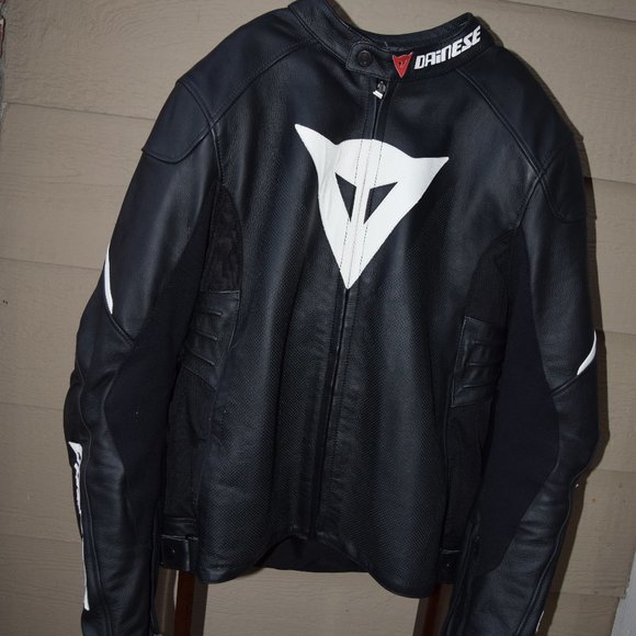 Like New Men's DAINESE Leather Jacket size 56